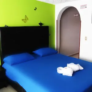 Couette-café House, Bogotá